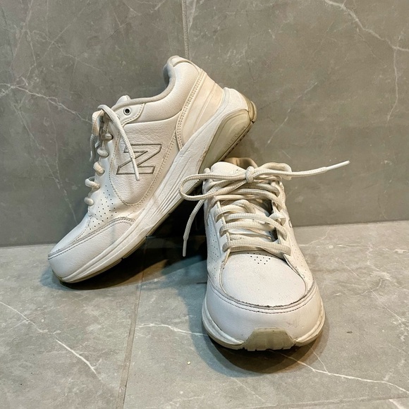 New Balance Shoes - New Balance 928 Women's White Sneakers